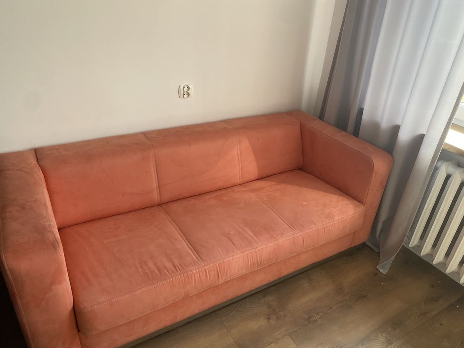 sofa rozkładana różowa