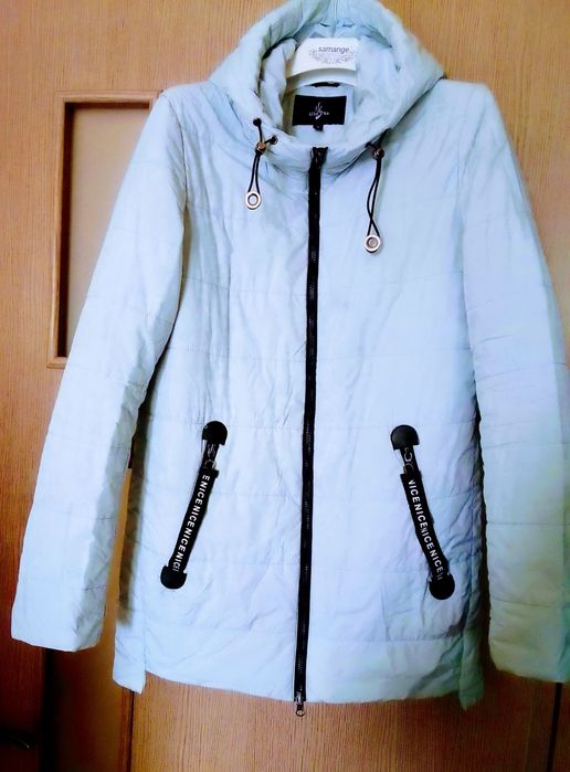 Фирменные демисезонные куртки. Made in Turkey, Poland. Размер 44(S).