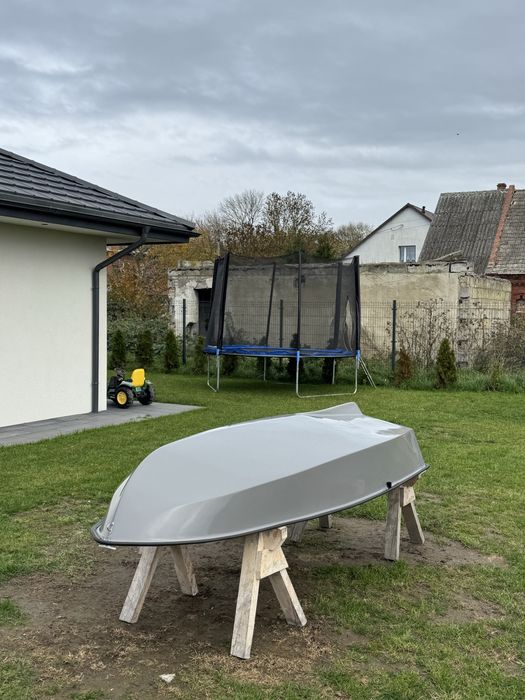 Łódka wędkarska wiosłowa rekreacyjna lodka łódź lodz