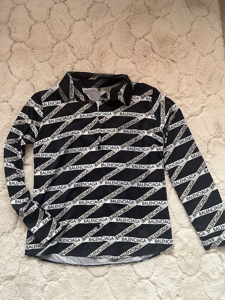 Koszula z napisem Balenciaga M