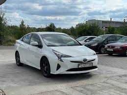 Сдам в аренду  Toyota Prius(тойота приус) 50. 2018 року
