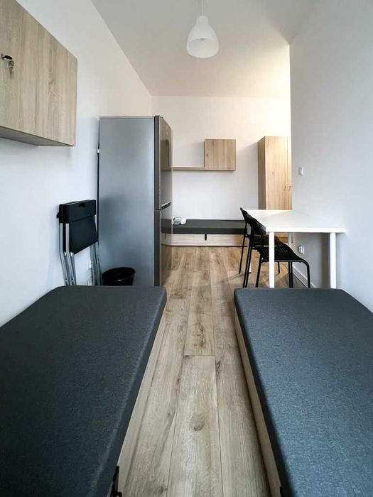 Kwatery pracownicze w samym centrum. Z parkingiem. Tylko 5 lub 6 osób!