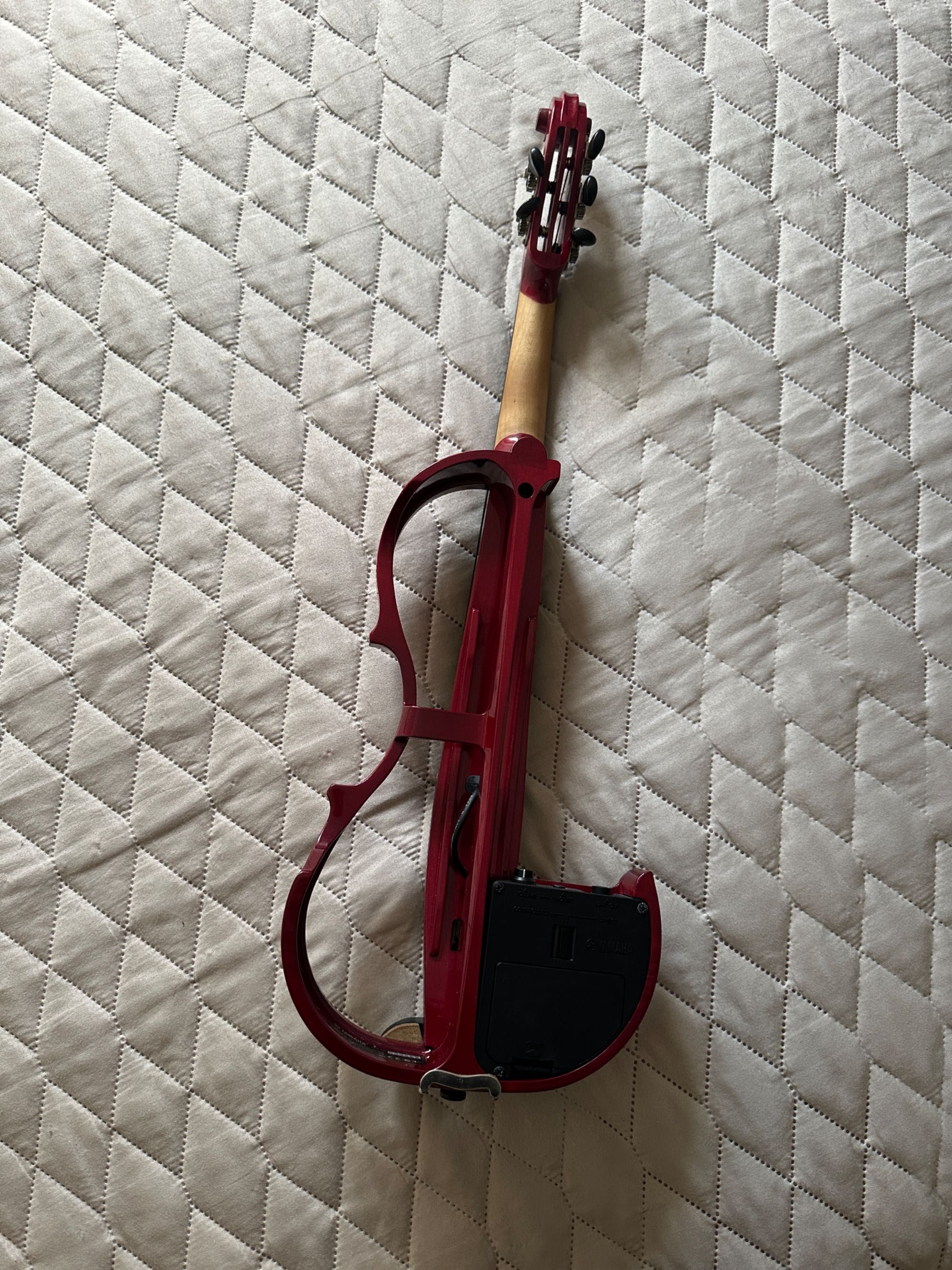Violino elétrico Yamaha EV205 5 cordas (silent)