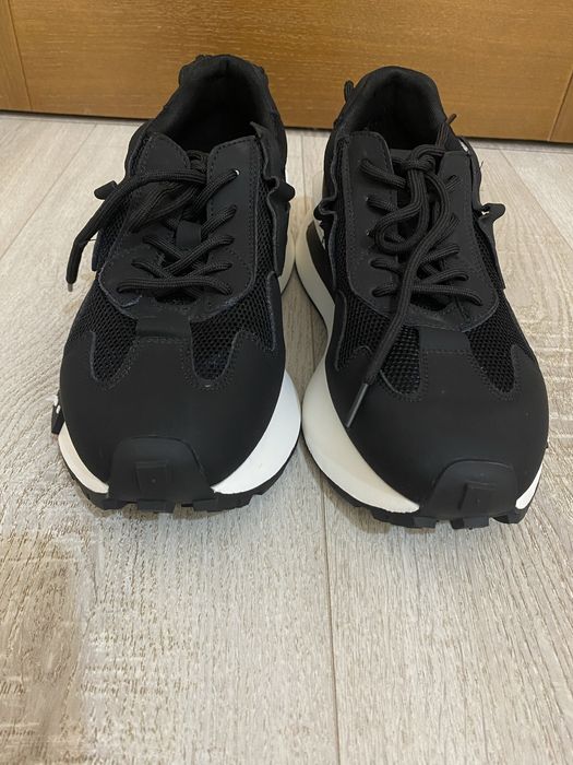 Кросівки жіночі Lonza, 37 розмір