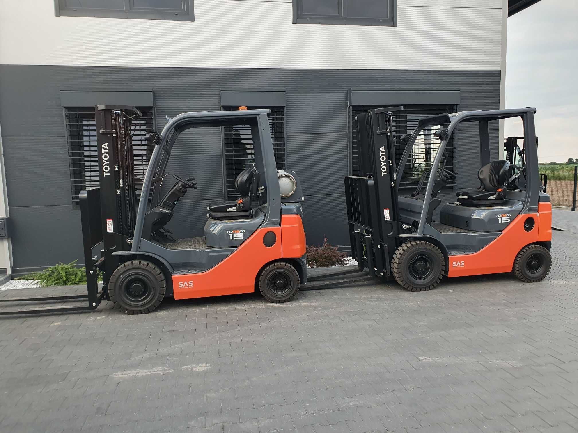 Wózek TOYOTA 8FGF15 Triplex LPG Wolny SKok  8FGF18 8FG20 Nowy widlak