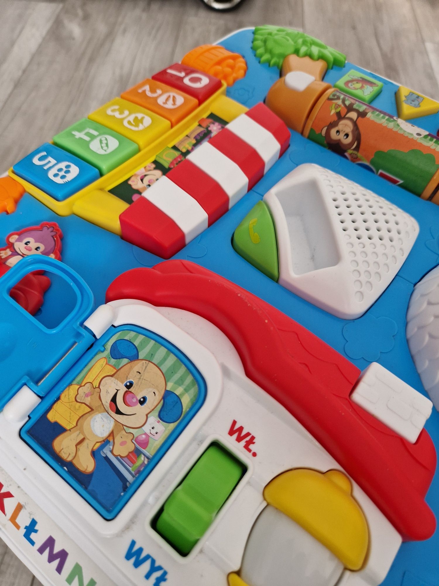 Stolik interaktywny Fisher Price