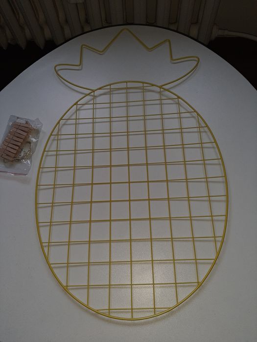 Druciana siatka na zdj.