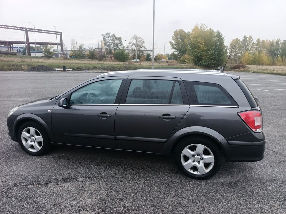 Продам гарний автомобіль