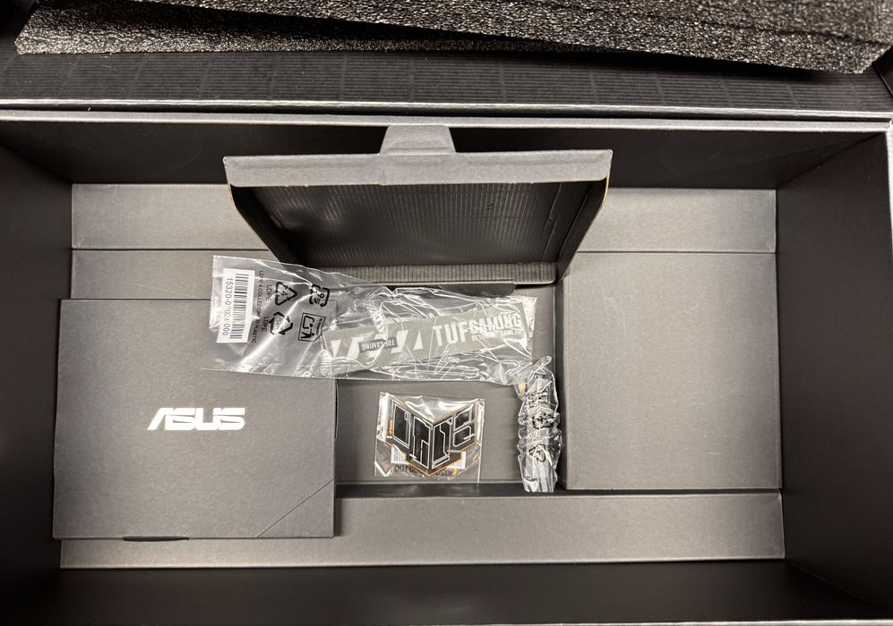 Asus tuf Gaming radeon rx 9070xt оригінальна коробка