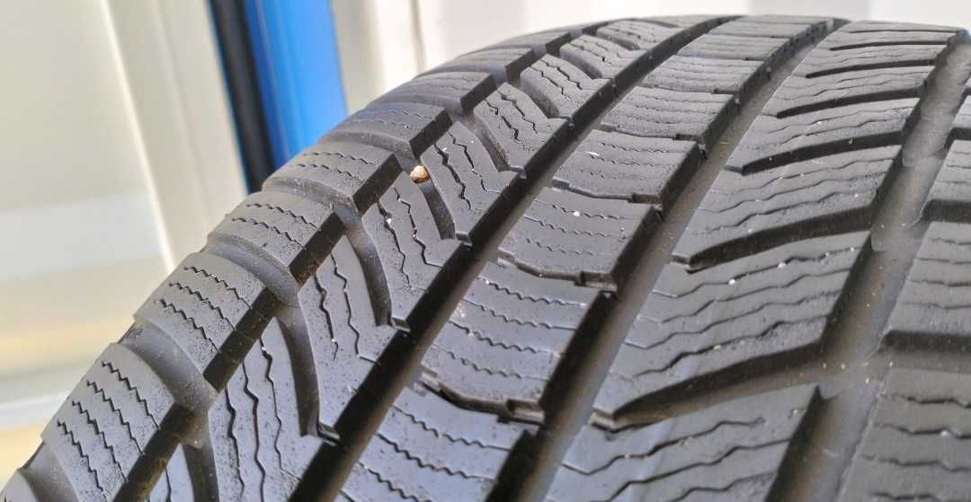 2X 235/40R19 96V Continental TS870P 11E