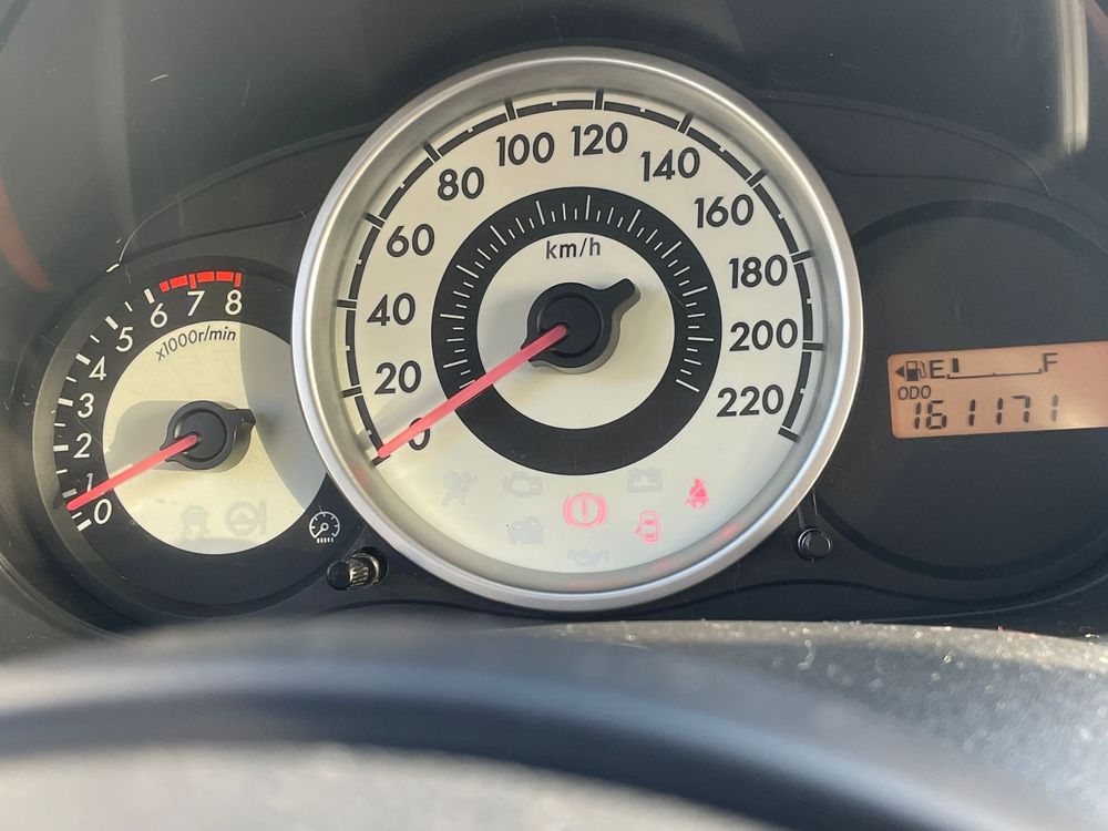 Mazda 2 como novo
