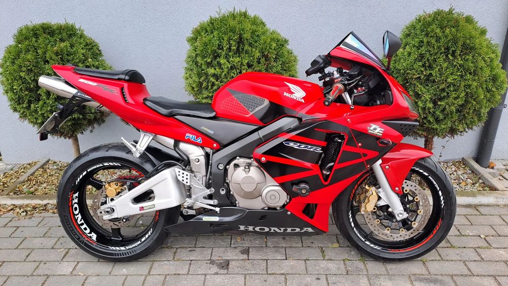 Honda CBR cbr 600rr rok 2004 rok RATY
