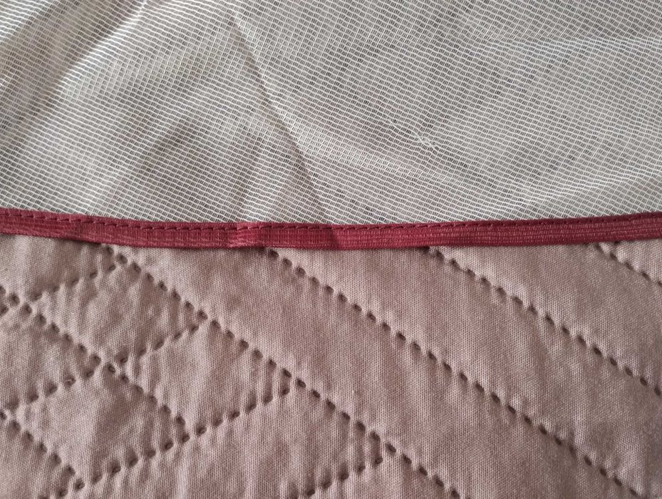 Biała firana bez wzorow