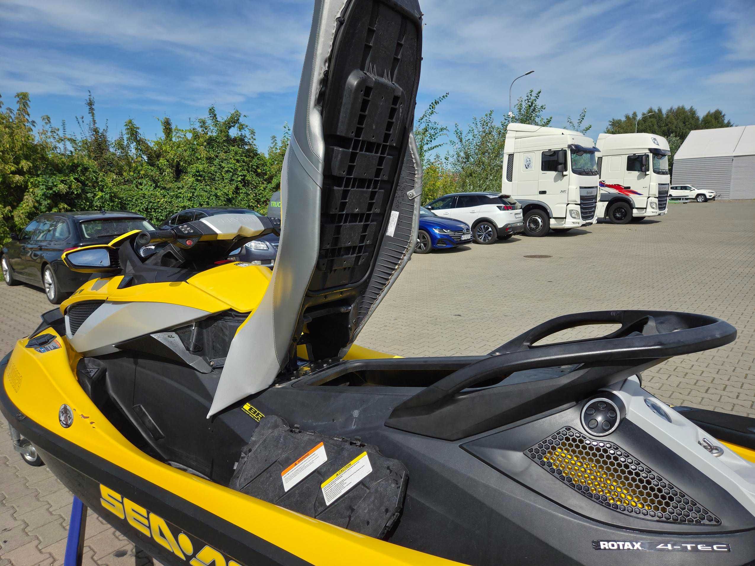 Skuter wodny SEA DOO  RXT260 IS uszkodzony