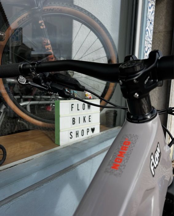 Santa-Cruz Nomad