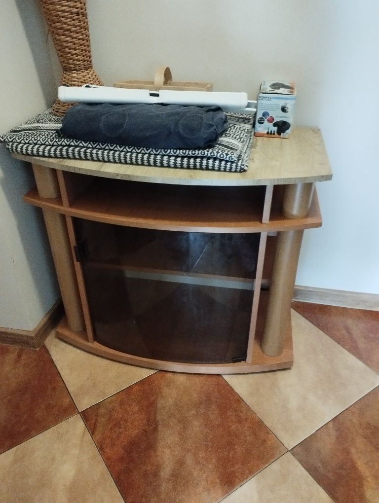 Szafka pod telewizor