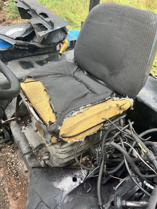 Кабіна УК МТЗ 82 по запчастинах