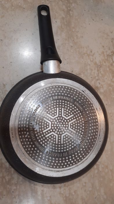 Сковорідки 24 см. Оновлене покриття.