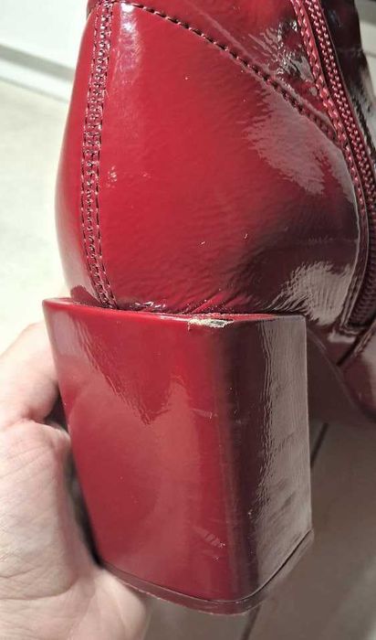 Жіночі ботильйони червоні лаковані stradivarius 36 розмір