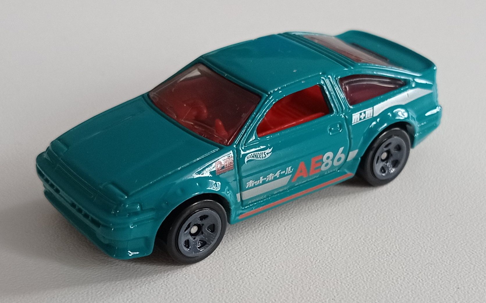 Hot Wheels Toyota Corolla AE-86