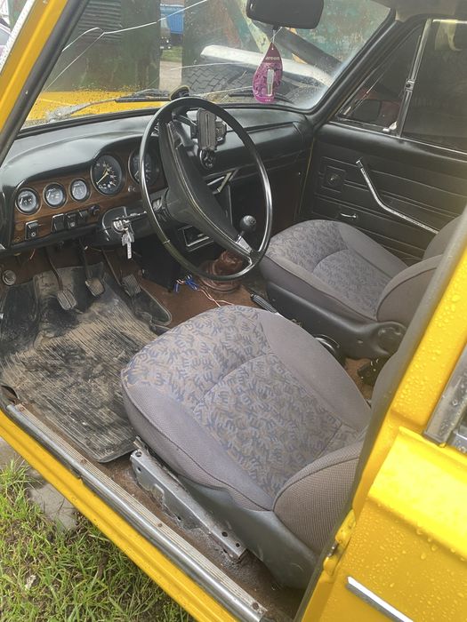 Продам ваз 2103 в отличном состоянии