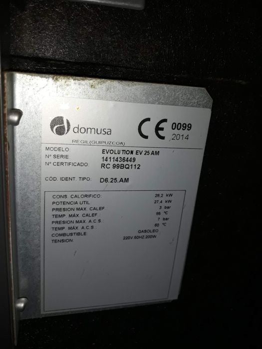 Caldeira aquecimento e águas sanitária