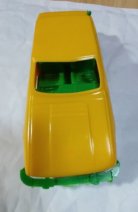 Brinquedo antigo em plástico fabrico Espanhol  Seat 124