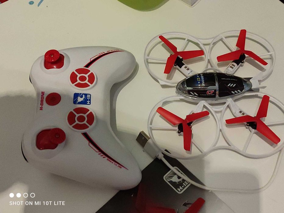H-drone H-18 com manual de instruções