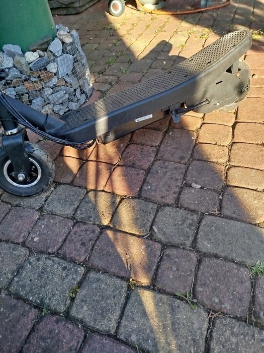 Hulajnoga uszkodzona