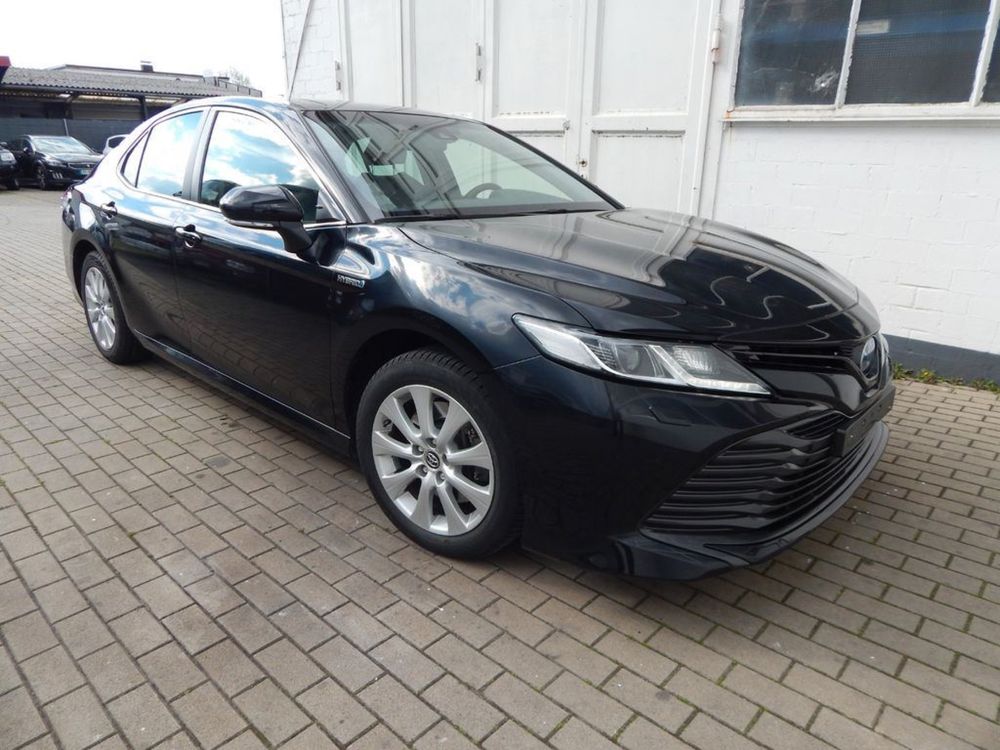 Toyota Camry 2.5 Hybrid (2019)