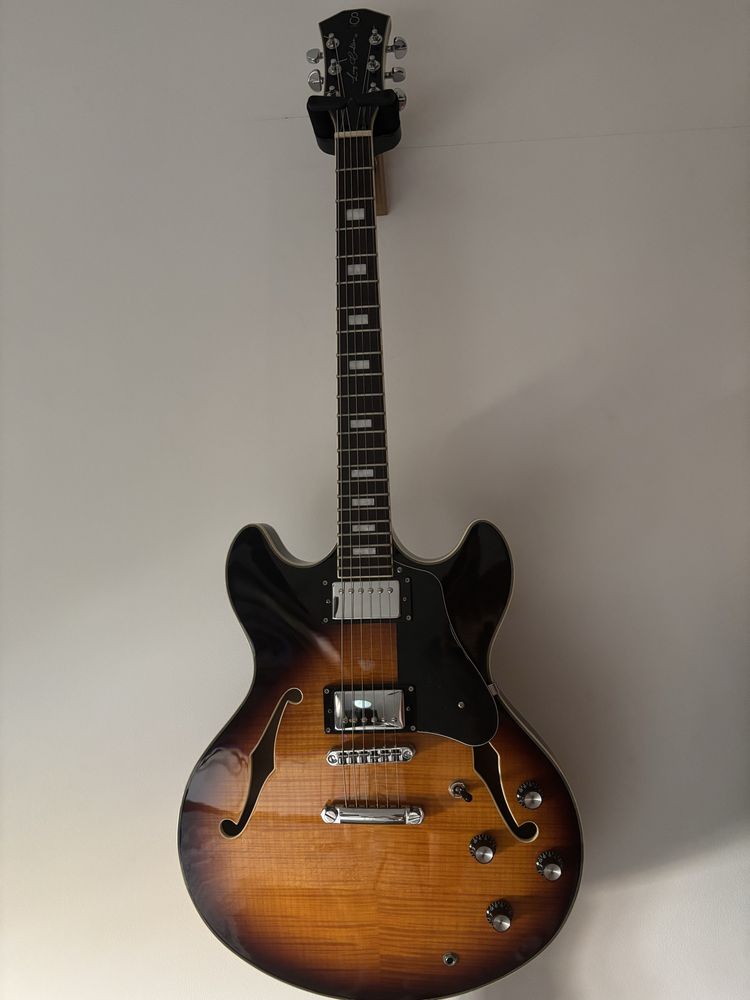 Sire Larry Carlton H7 VS + Thomann Case