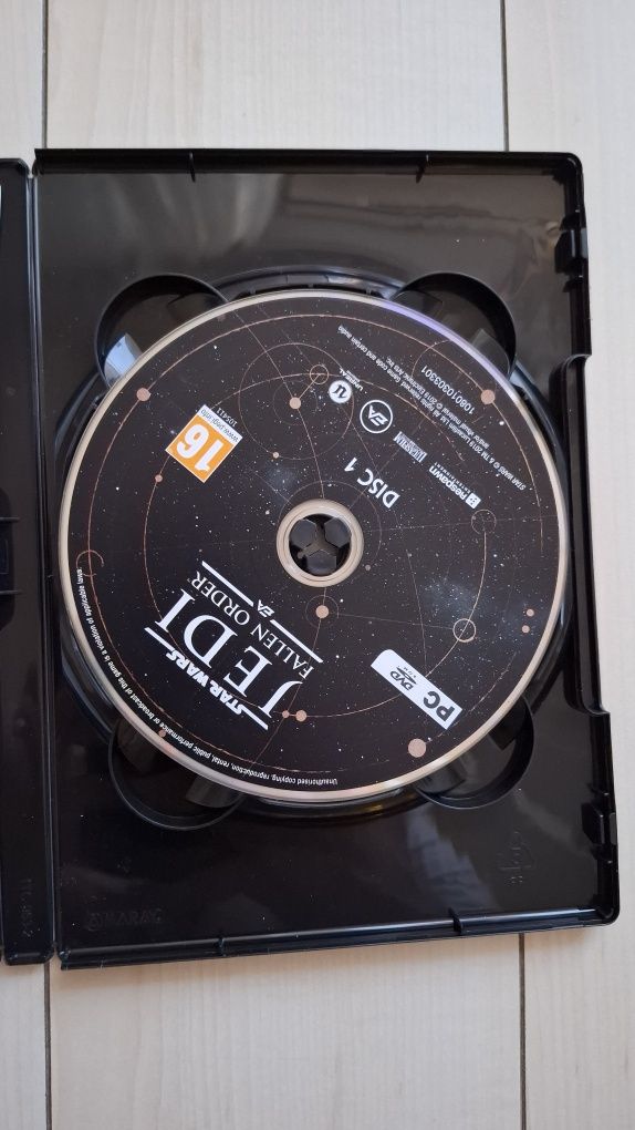 Pudelko gra Star Wars Jedi Upadły Zakon PC