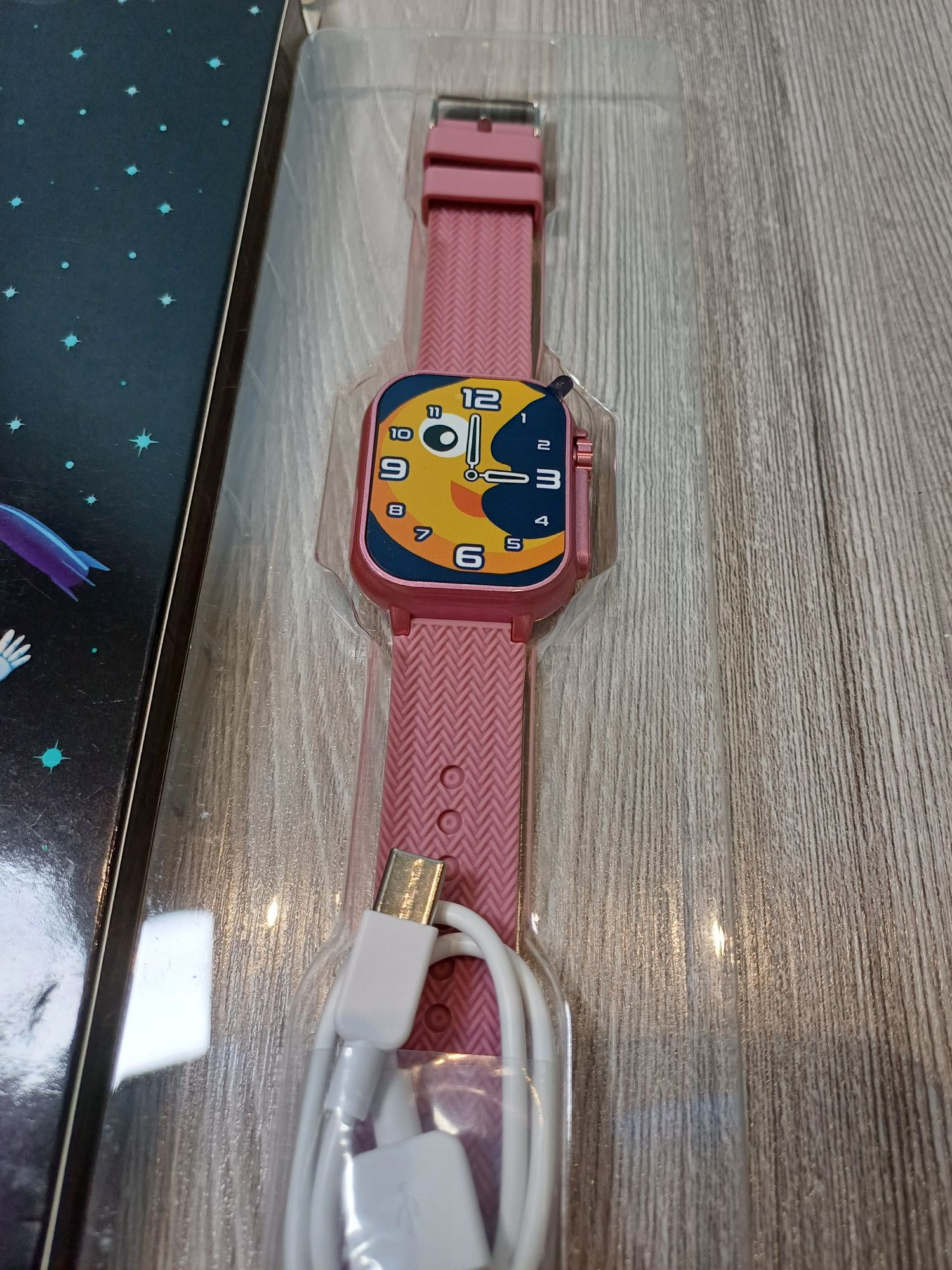 Smartwatch różowy dziecięcy
