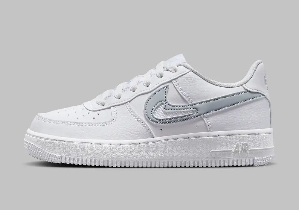 Оригінальні жіночі кросівки Nike Air Force 1 Gs "Photon Dust" (FQ2413-