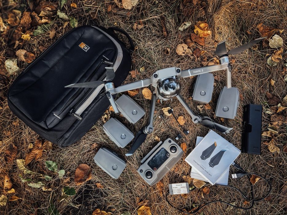DJI Mavic 2 Pro + 5 акумуляторів + 4 гвинти + хаб