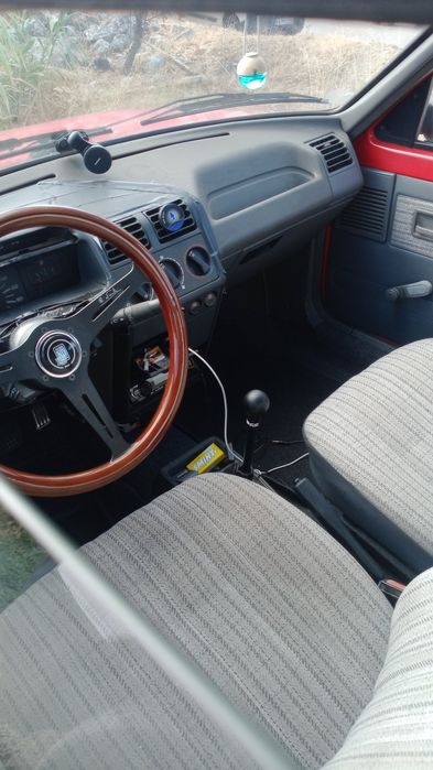 Peugeot 205 1.1 gasolina.