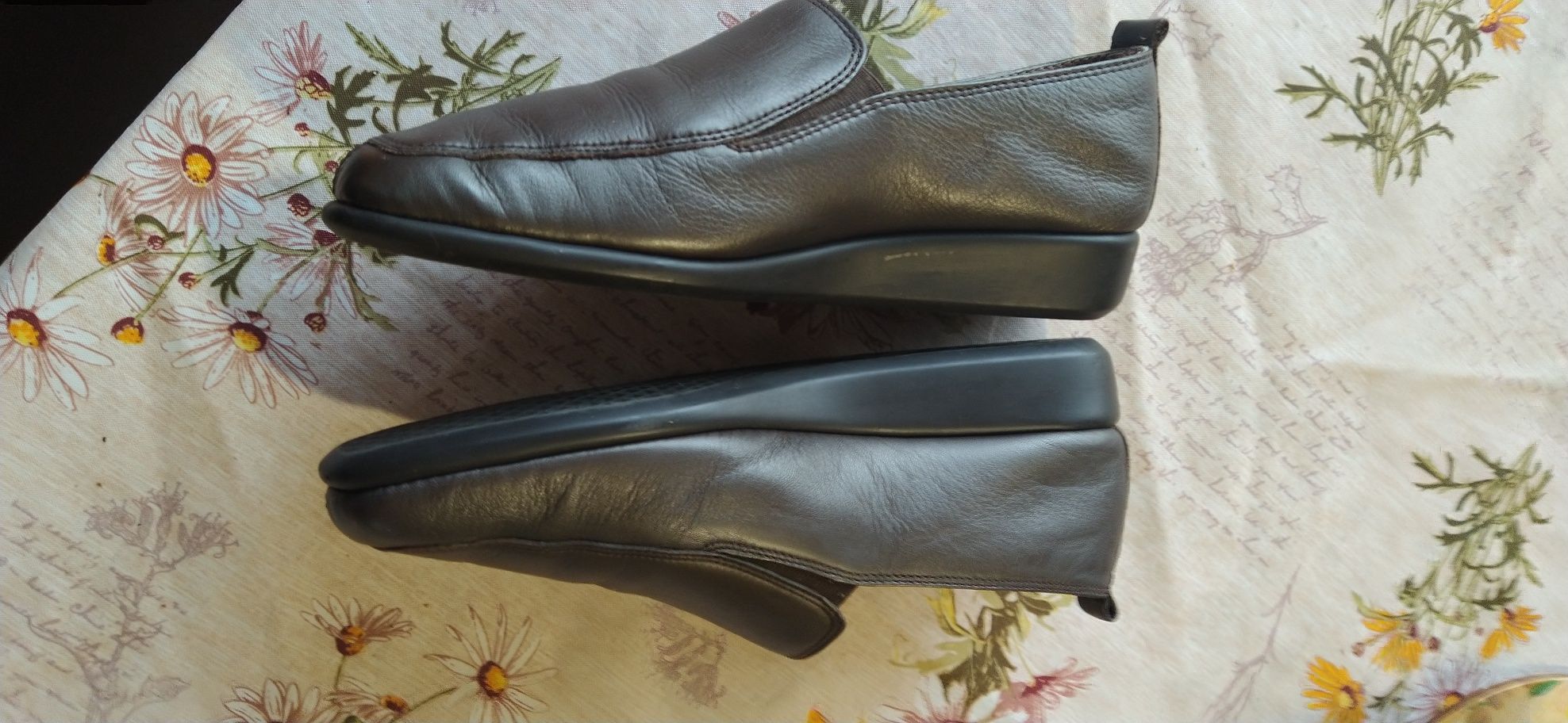 Sapatos pele, n.37