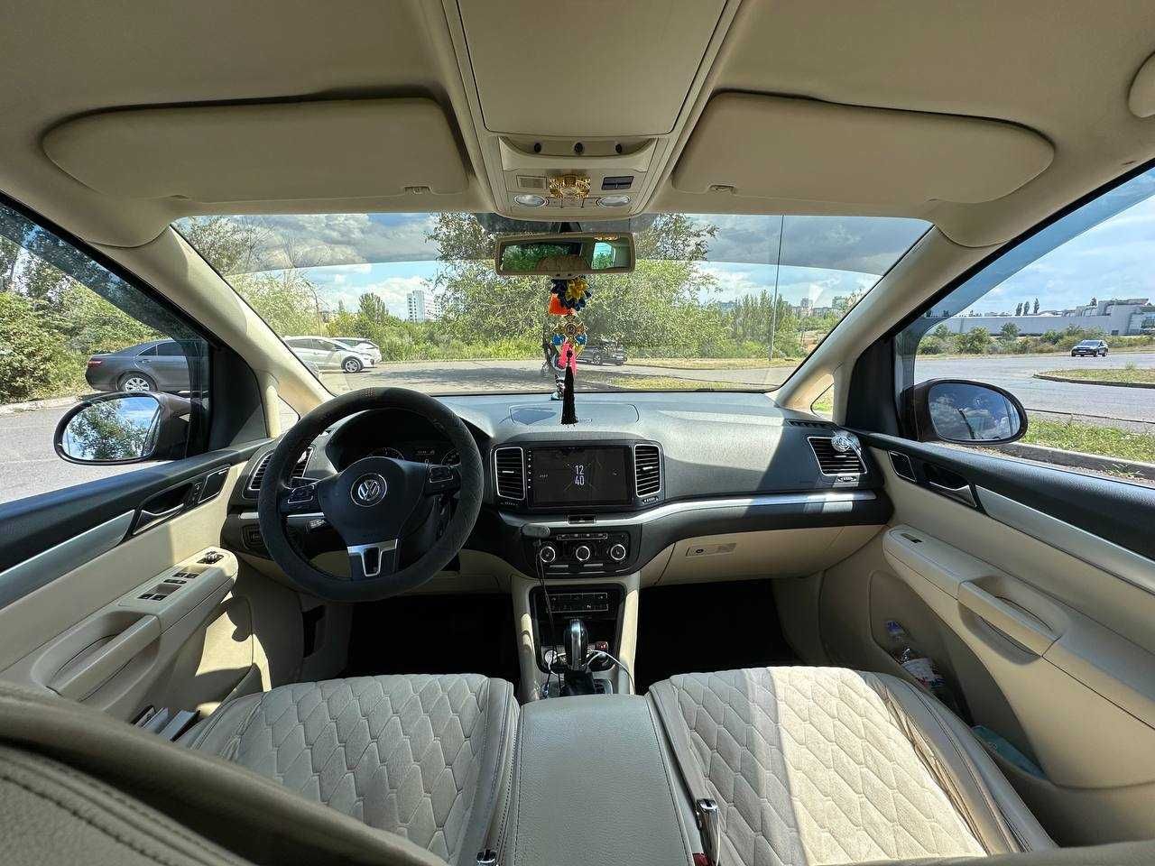 Avtoreal Volkswagen Sharan Дизель 2.0