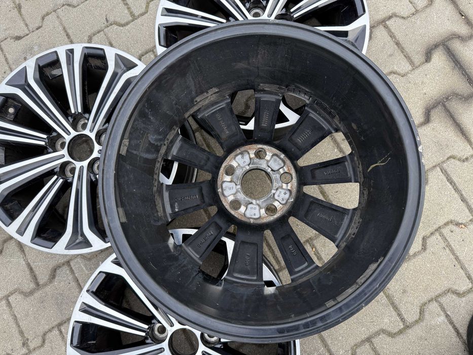 Felgi aluminiowe 17 Toyota Corolla E21 5x114,3 - do regeneracji