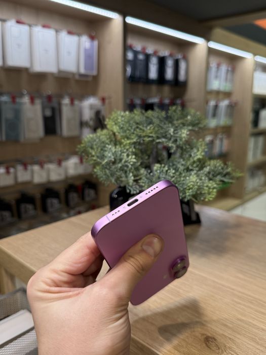Б/у iPhone 16 128Gb Pink (Дефект)