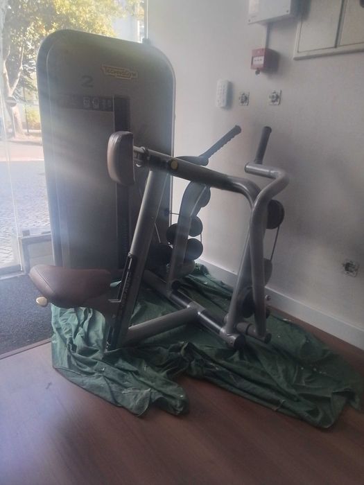 Low Row Technogym