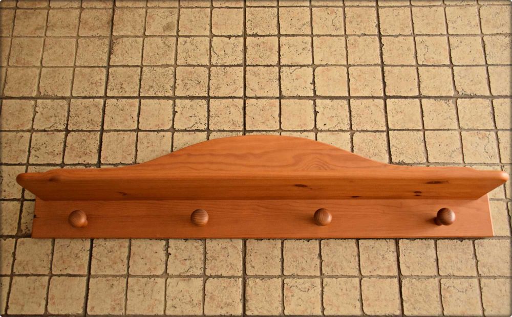 Estante/Cabide para quarto de Bebé