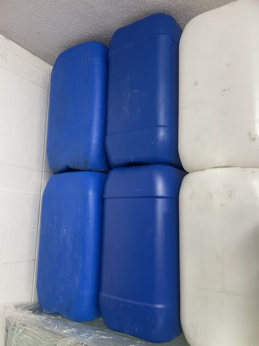 Vendo Bidões 25L (Usados em Aquario)