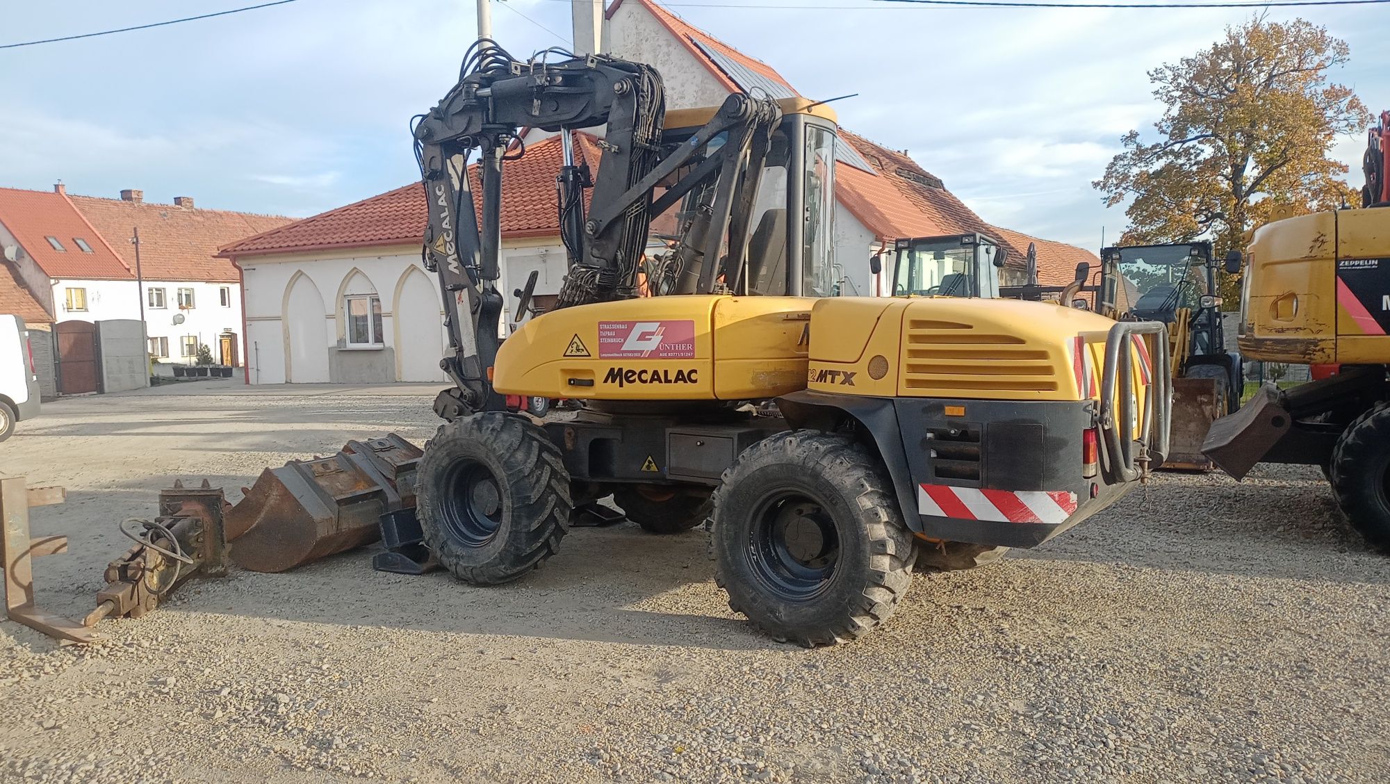 Mecalac 12 mtx 2011 PELNY OSPRZĘT ładna z Niemiec łyżki