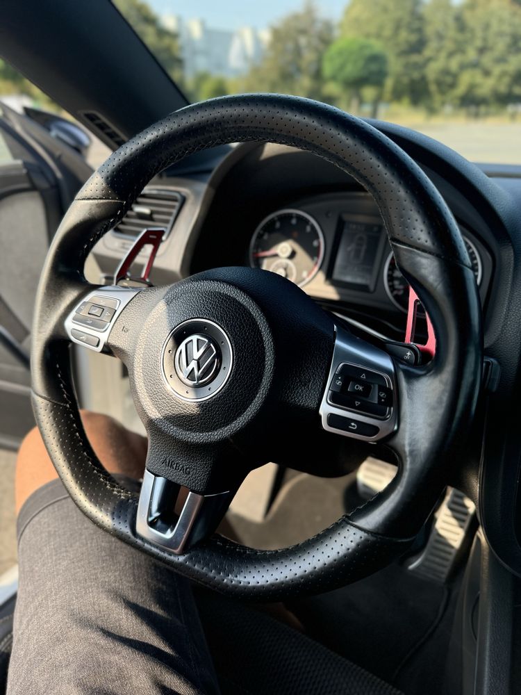 Volkswagen Scirocco 1.4tsi 160km DSG 2010 R LINE. Doinwestowany !