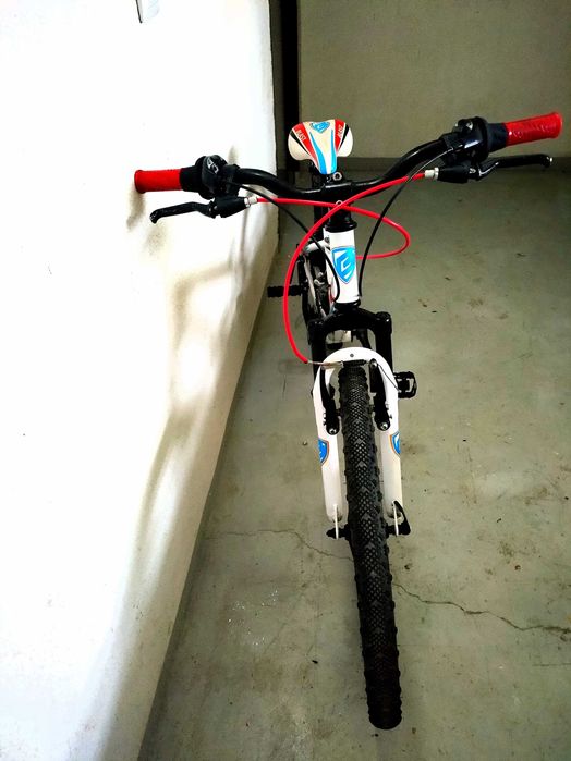 Bicicleta de criança roda 24