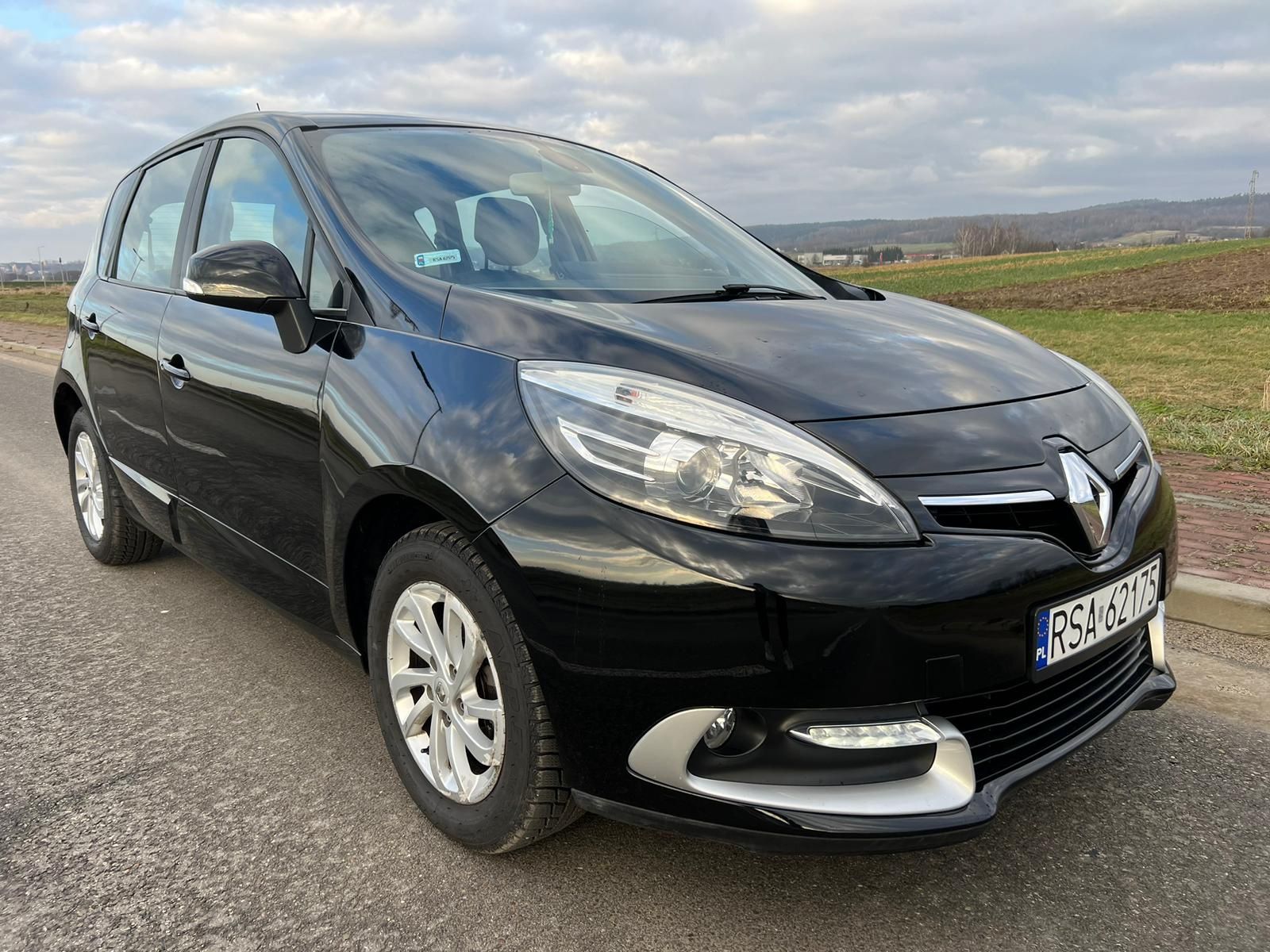 Renault  scenic  1,2 benz