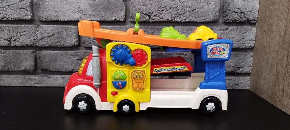 Tut tut autotransporter