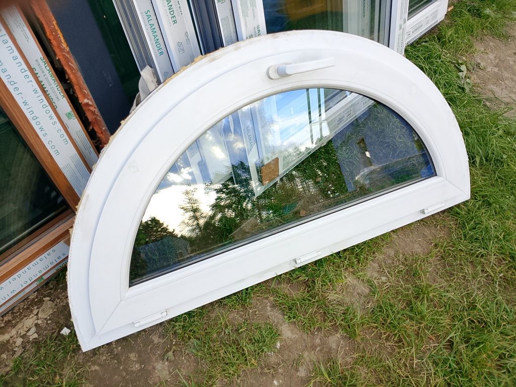 Okno łukowe 118x59 plastikowe uchylne dąb bagienny