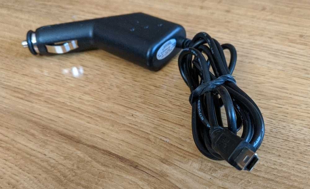 Ładowarka samochodowa gniazda zapalniczki 12-24V wtyk Mini USB 5V 1,5A